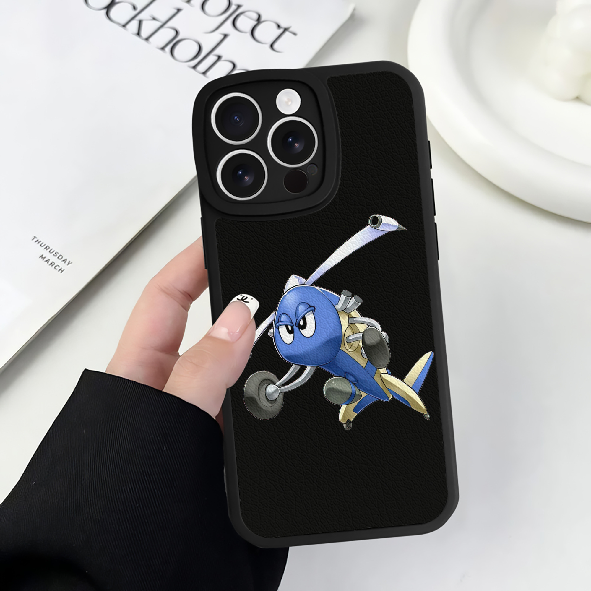 遊☆戯☆王 Yu-Gi-Oh! 【iPhone 16シリーズ対応】シリコンスマホケース（レザー調） 材質：シリコン